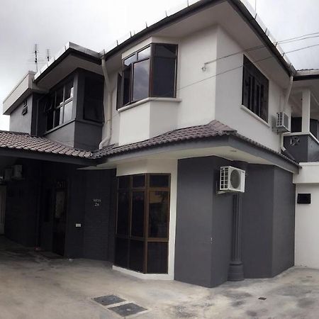 Homestay Muar Exterior foto